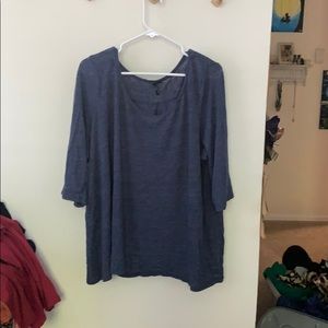 Flowy 3/4 sleeve blouse